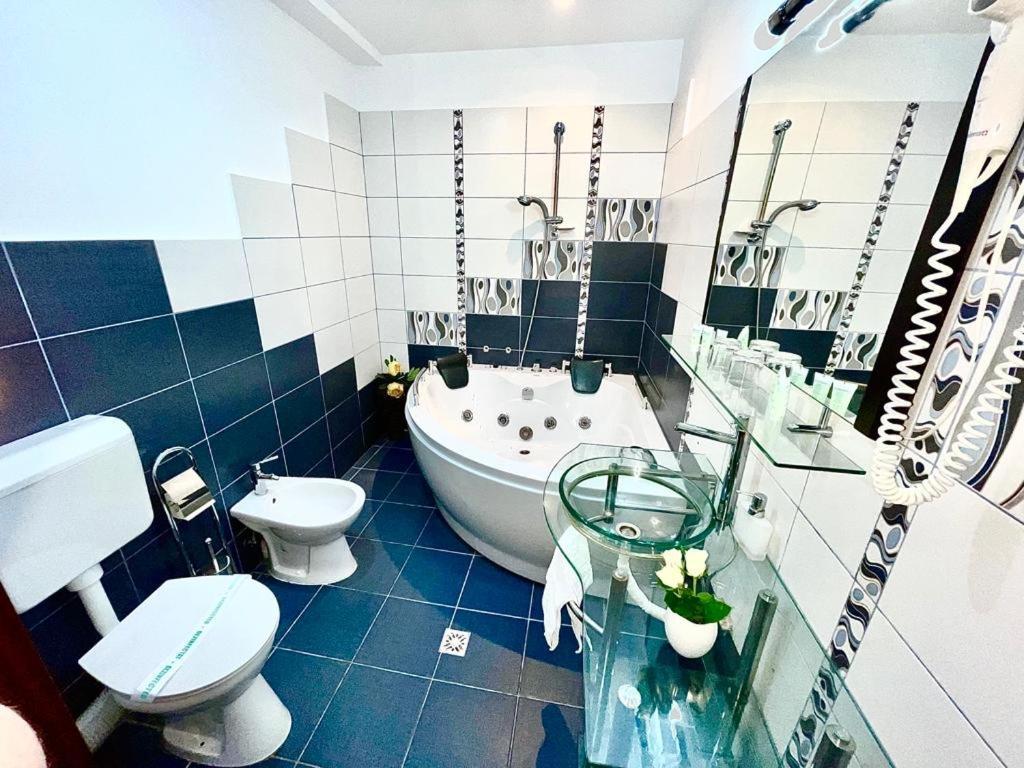 Bran Belvedere International Buitenkant foto